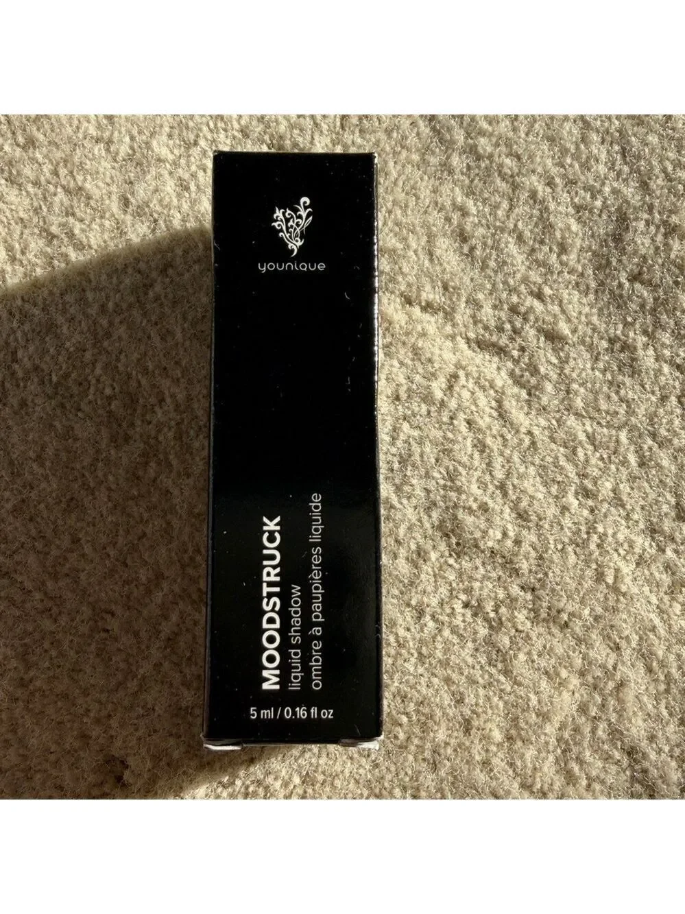 Younique Moodstruck liquid shadow in overt